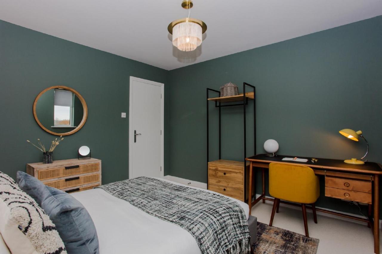 The Sparkford Gardens - Lovely 2Bdr With Balcony London Exterior foto