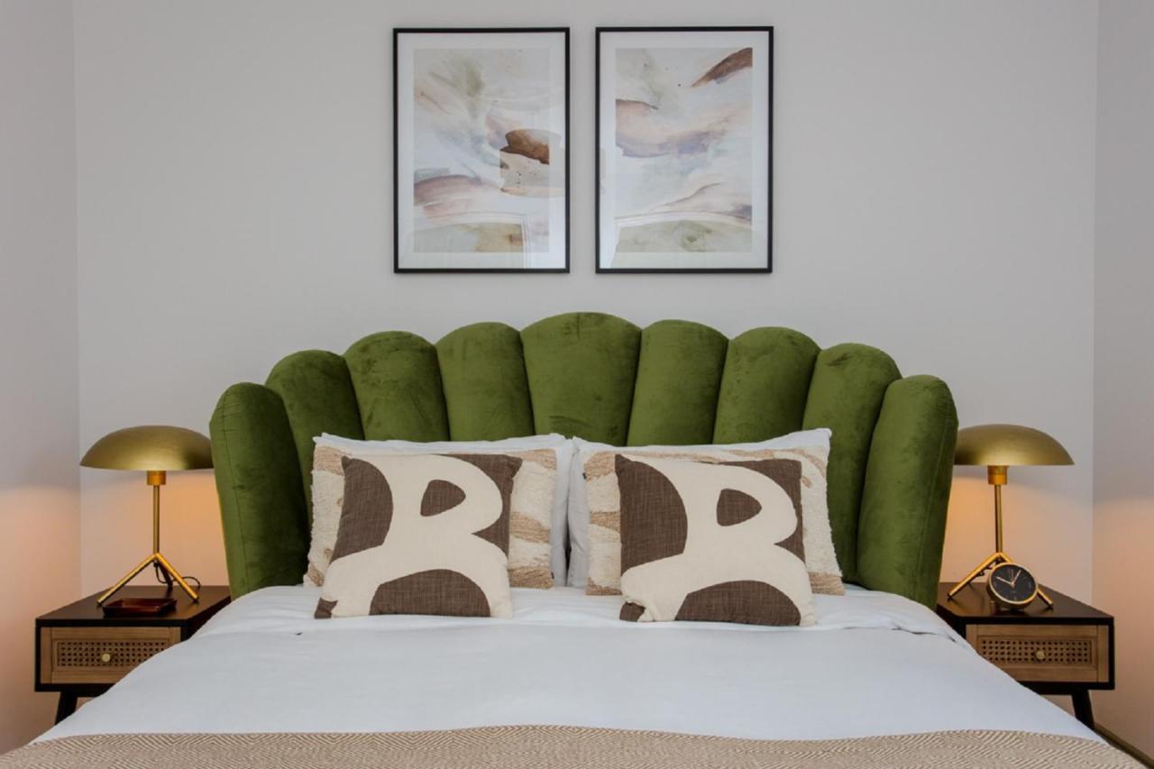 The Sparkford Gardens - Lovely 2Bdr With Balcony London Exterior foto